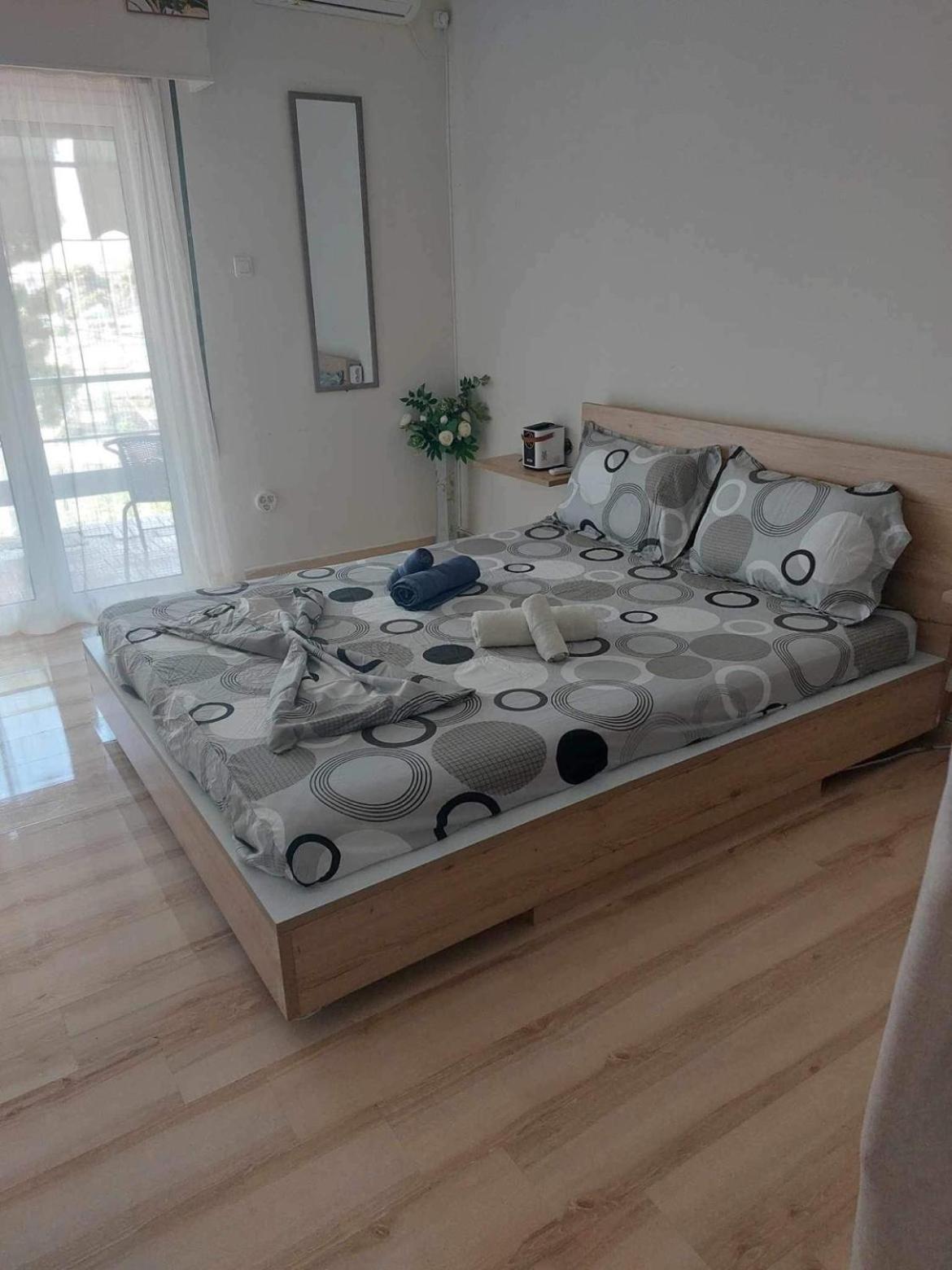 Artemida Apartment Near The Sea Ngoại thất bức ảnh
